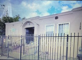 1139 E 68th St, Los Angeles, CA 90001