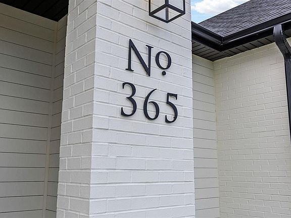 3rd image of 365 Canterbury St