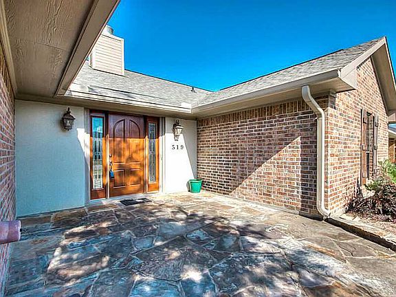 2nd image of 519 Glenwood Dr