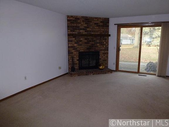 4th image of 419 Pleasure Creek Drive