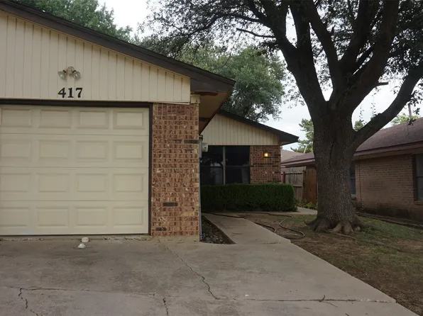 417 Gabe Ct, Denton, TX 76207