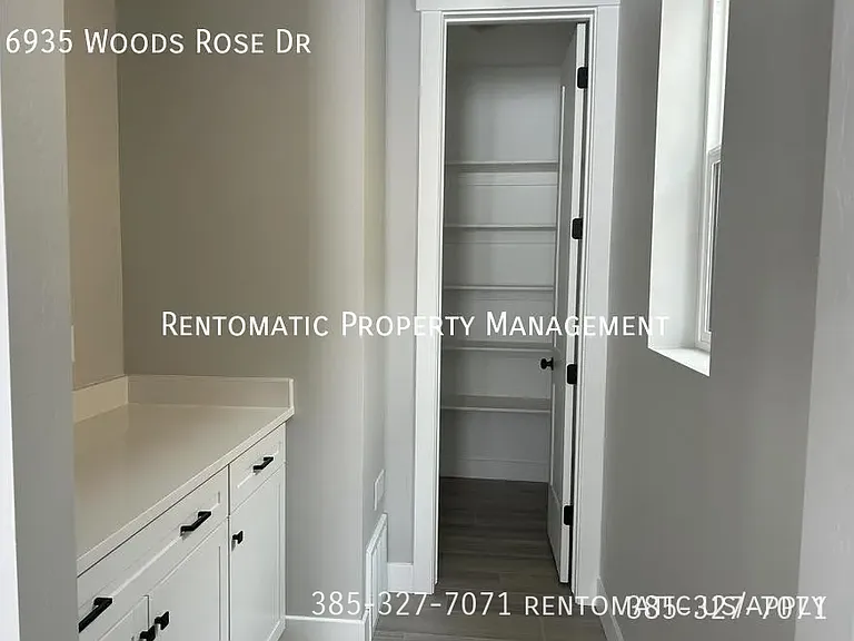 6935 Woods Rose Dr — Photo 26