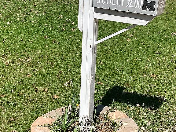 4th image of 9265 Eastbrook Trl NW