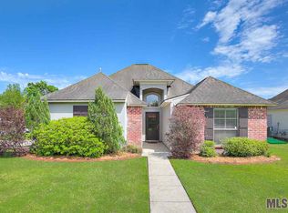 12240 River Walk Dr, Geismar, LA 70734