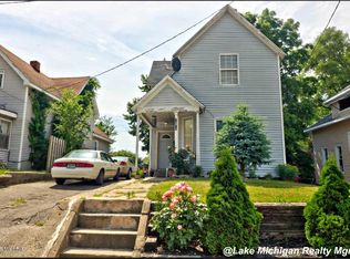 1915 Stafford Ave SW, Grand Rapids, MI 49507