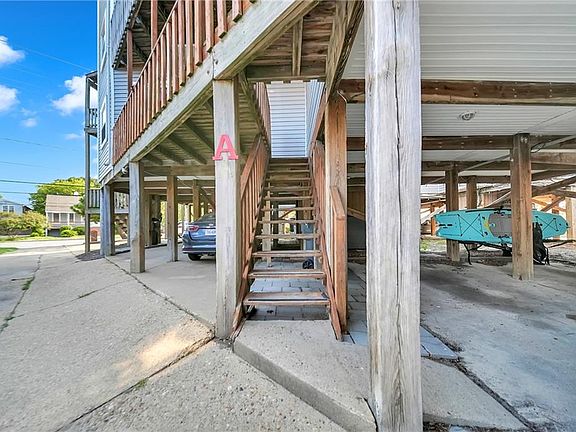 3rd image of 1326 W Ocean View Ave APT A