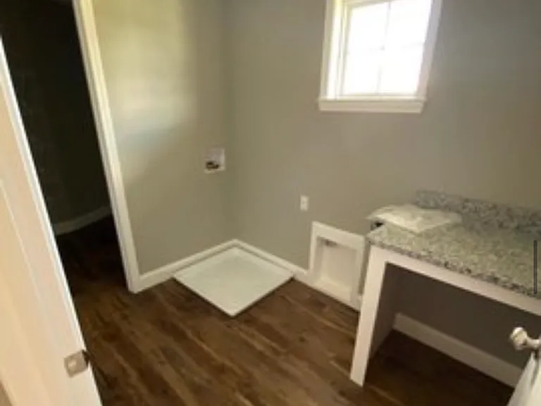 422 Golf View Dr — Photo 6