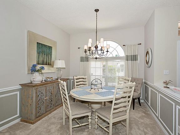 3rd image of 2826 Everholly Ln