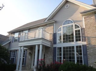 6923 Fieldstone Farms Dr, O'Fallon, MO