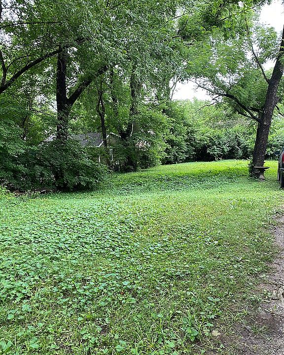2nd image of 309 W 81st Ter