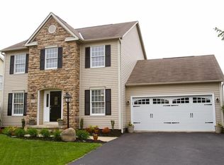 206 Tar Heel Dr, Delaware, OH