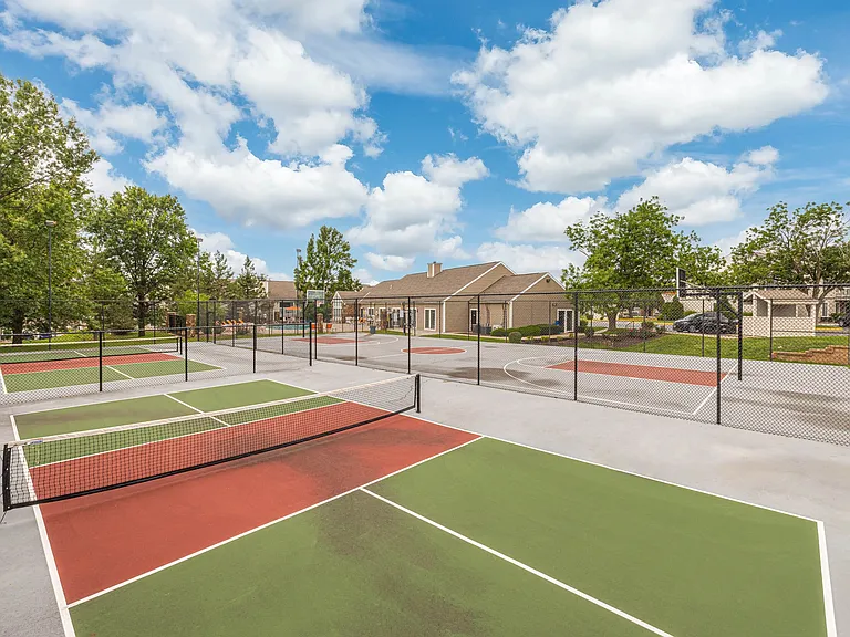 Rosehill Pointe — Photo 87