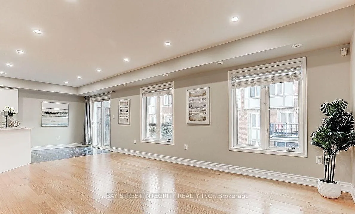 2 bed, $2,800 — Photo 3