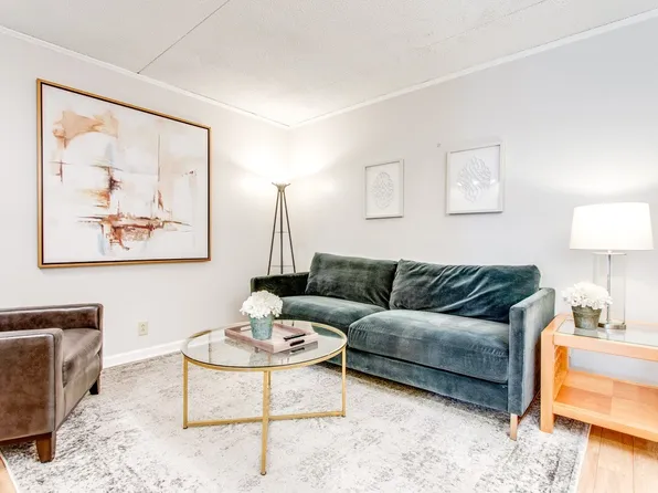 2325 Elliston Pl APT 300, Nashville, TN 37203