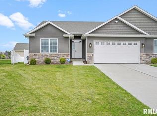 1716 Lasater Dr, Springfield, IL 62711