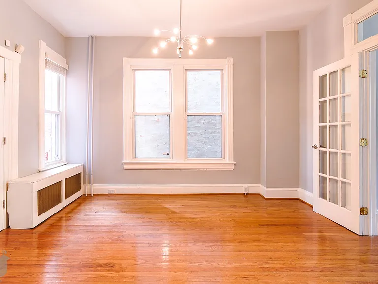 742 Harvard St NW — Photo 14