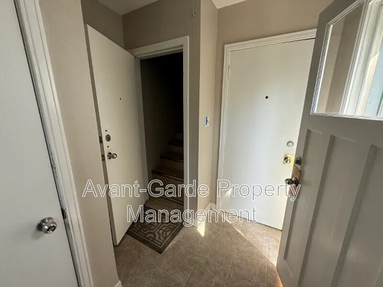 12114 102nd St NW — Photo 17