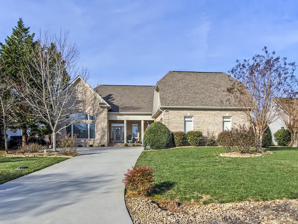 1st image of 125 Kiowa Way