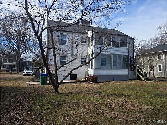 4th image of 3811 Hawthorne Ave