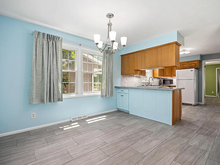 5824 N Imperial Dr — Photo 16