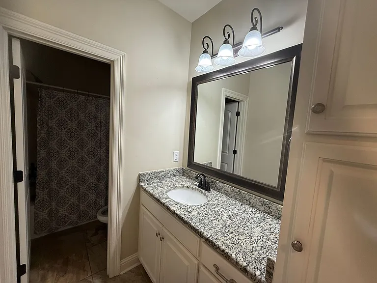 908 Lakehaven Dr — Photo 18