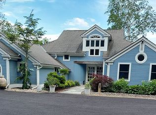 82 Stoney Fields Rd, Manchester Center, VT 05255