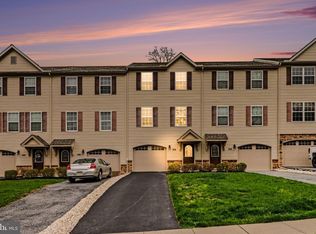 354 Weatherstone Dr #48, New Cumberland, PA