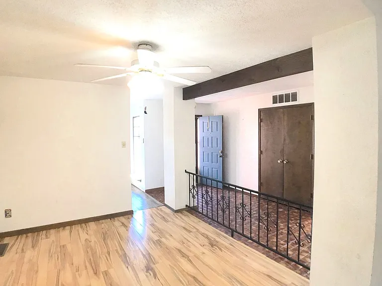 1099 Carmel Rd — Photo 8