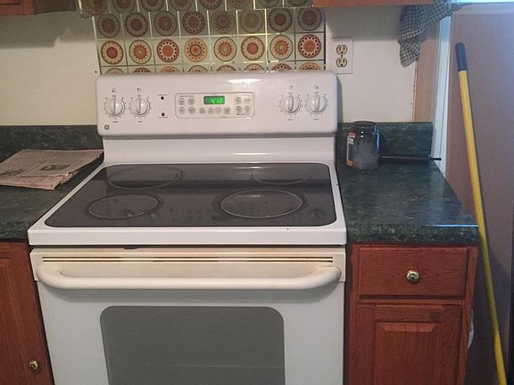 5th image of 304 Terrace Ct