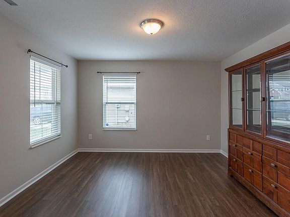 2nd image of 19418 Colvic Dr