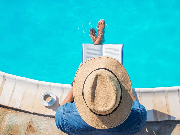 Elevate your lifestyle at Windsor Coconut Creek.
