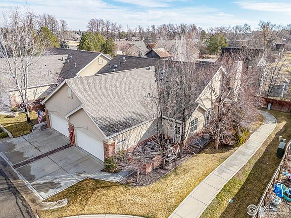 2nd image of 1333 Charles Dr #15