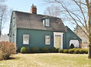 22 Pine Hill Ave, Nashua, NH 03064