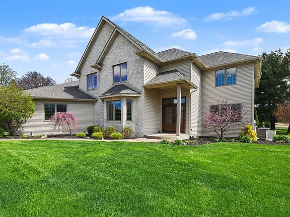 3rd image of 58590 Glenriver Dr
