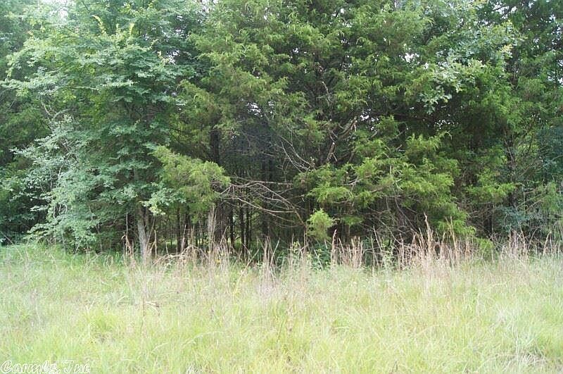 2nd image of 544 Baker Rd