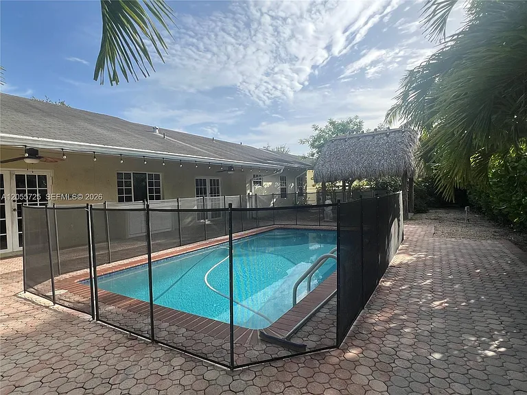 14131 SW 146th Ter — Photo 22