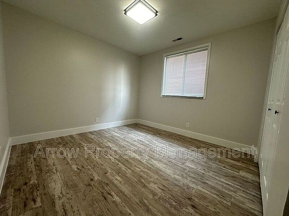 4th image of 535 W Saunders Ave #4