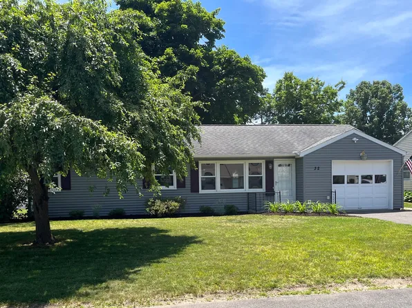 32 Plum Tree Road, Plainville, CT 06062