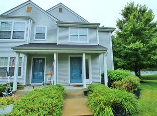 122 Wellington Ct, Manalapan, NJ