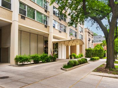 336 W Wellington Ave APT 1104, Chicago, IL, 60657