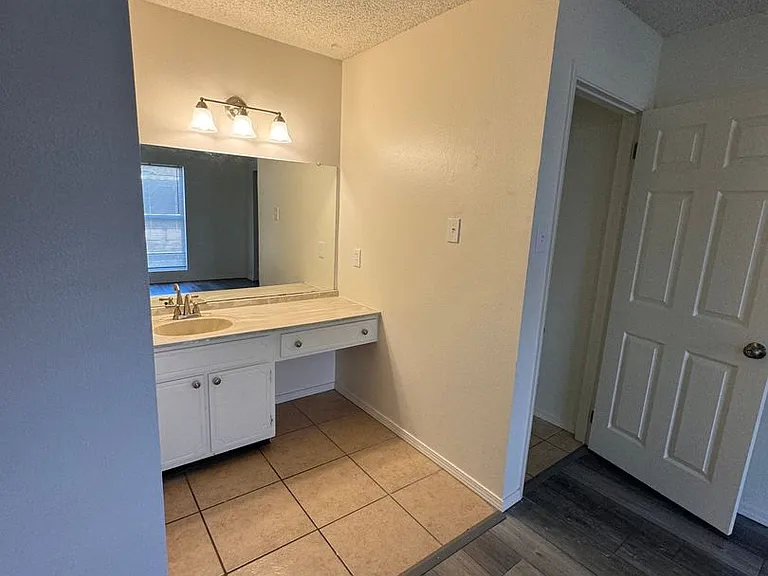 2406A N Grand Blvd #238-apt A — Photo 6
