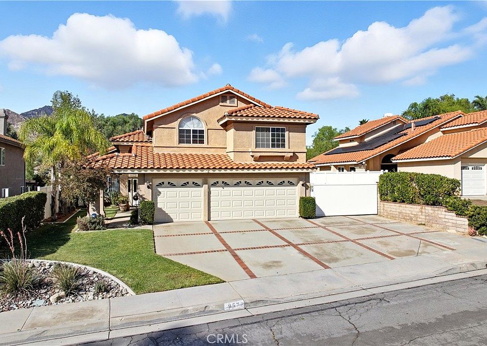 1st image of 9573 Pebble Brook Dr