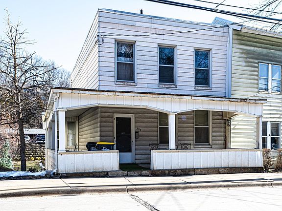 2nd image of 327 Franklin St