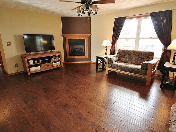 3rd image of 11164 Linden Blossom Ln