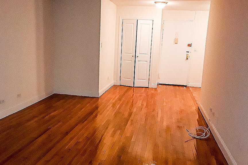 Living room/ Entrance