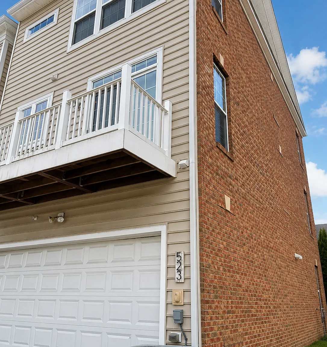 4 bed, 3.5 bath, 1600 sqft, $3,500 — Photo 2