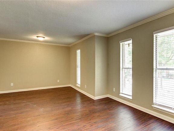 2nd image of 8508 Briargrove Dr