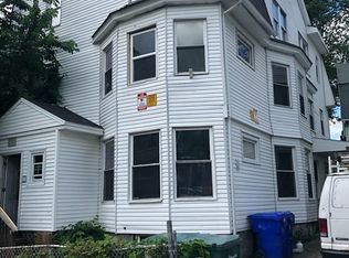 22-24 Massasoit Pl, Springfield, MA 01107