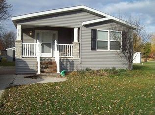 25160 Au Lac Dr N, Chesterfield, MI 48051