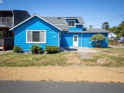 407 S 2nd Ave, Rockaway Beach, OR, 97136